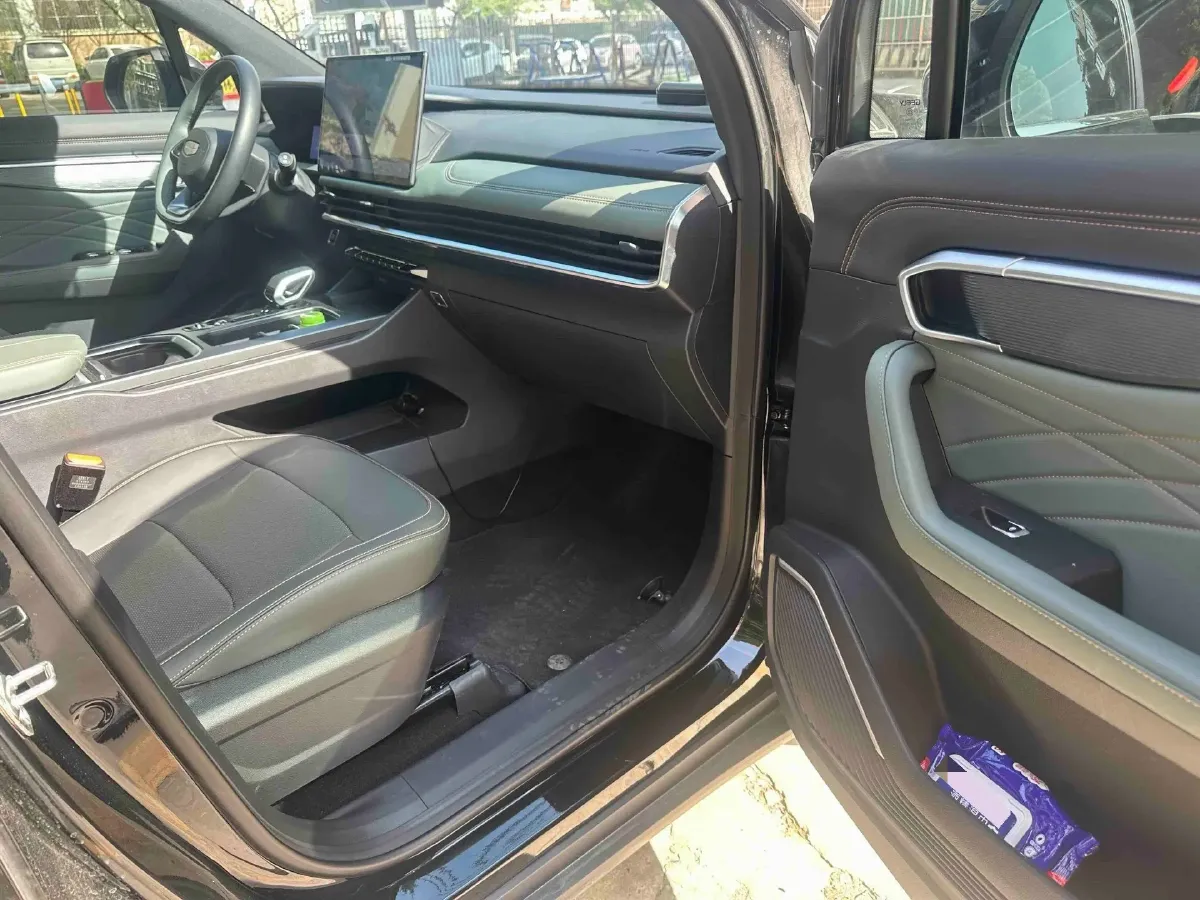 2024 Geely Okavango L 2.0T 218HP L4 7DCT,autocango,china used car exporter,china ev exporter,chinese used car exporter,chinese used ev exporter