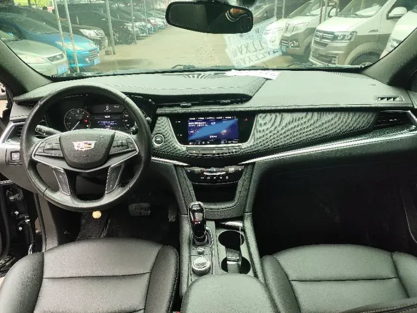 2021 Cadillac XT5 2.0T 237HP L4 9AT,autocango,china used car exporter,china ev exporter,chinese used car exporter,chinese used ev exporter