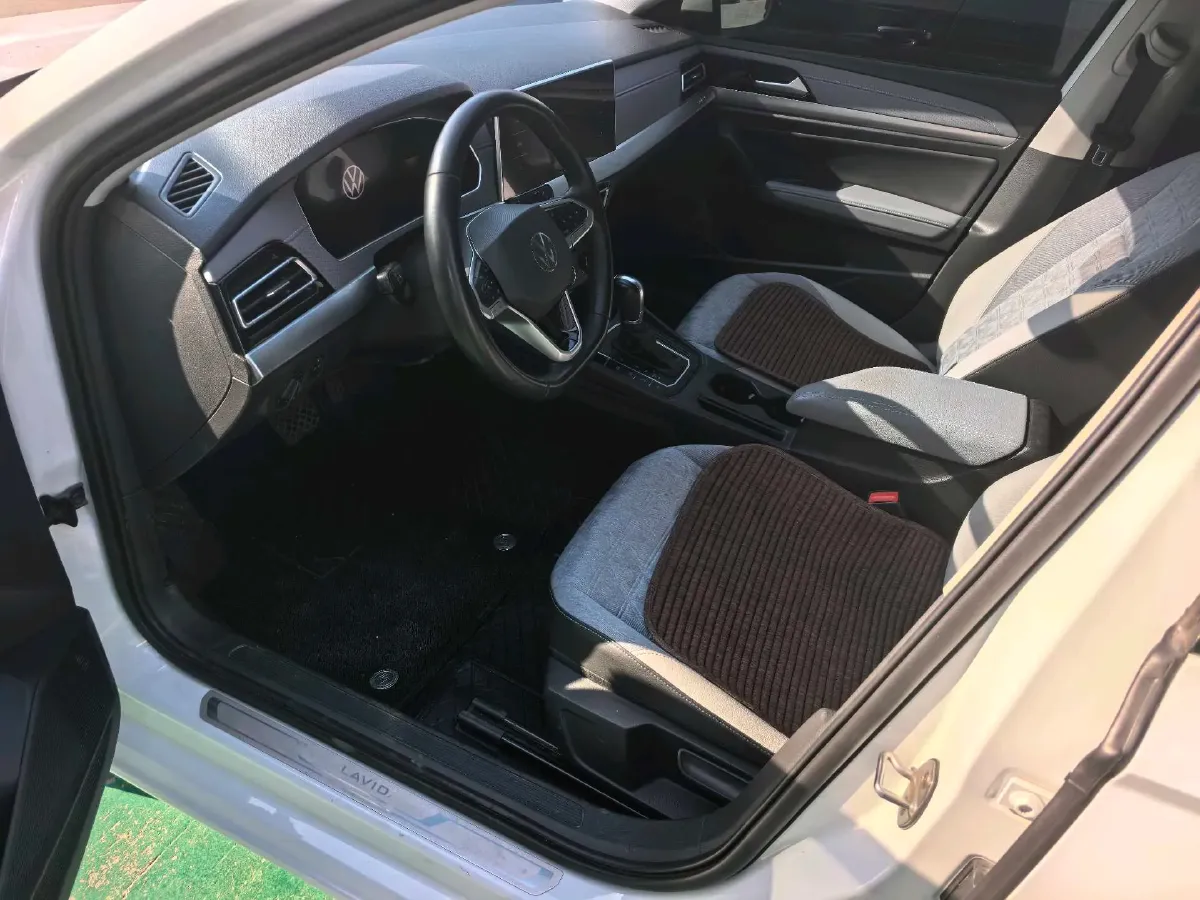 2023 Volkswagen Lavida 1.5T 160HP L4 7DCT,autocango,china used car exporter,china ev exporter,chinese used car exporter,chinese used ev exporter