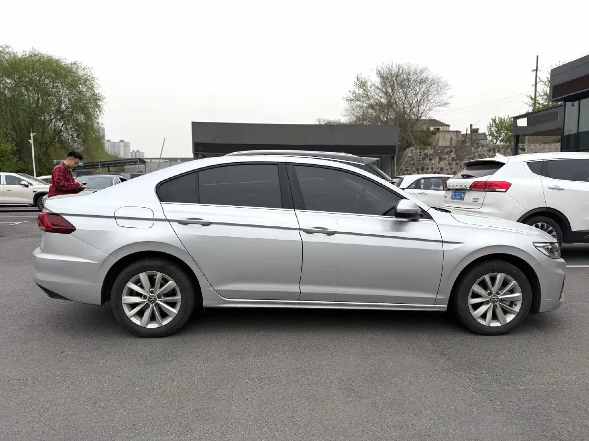 2021 Volkswagen Bora 1.5L 113HP L4 6AT,autocango,china used car exporter,china ev exporter,chinese used car exporter,chinese used ev exporter