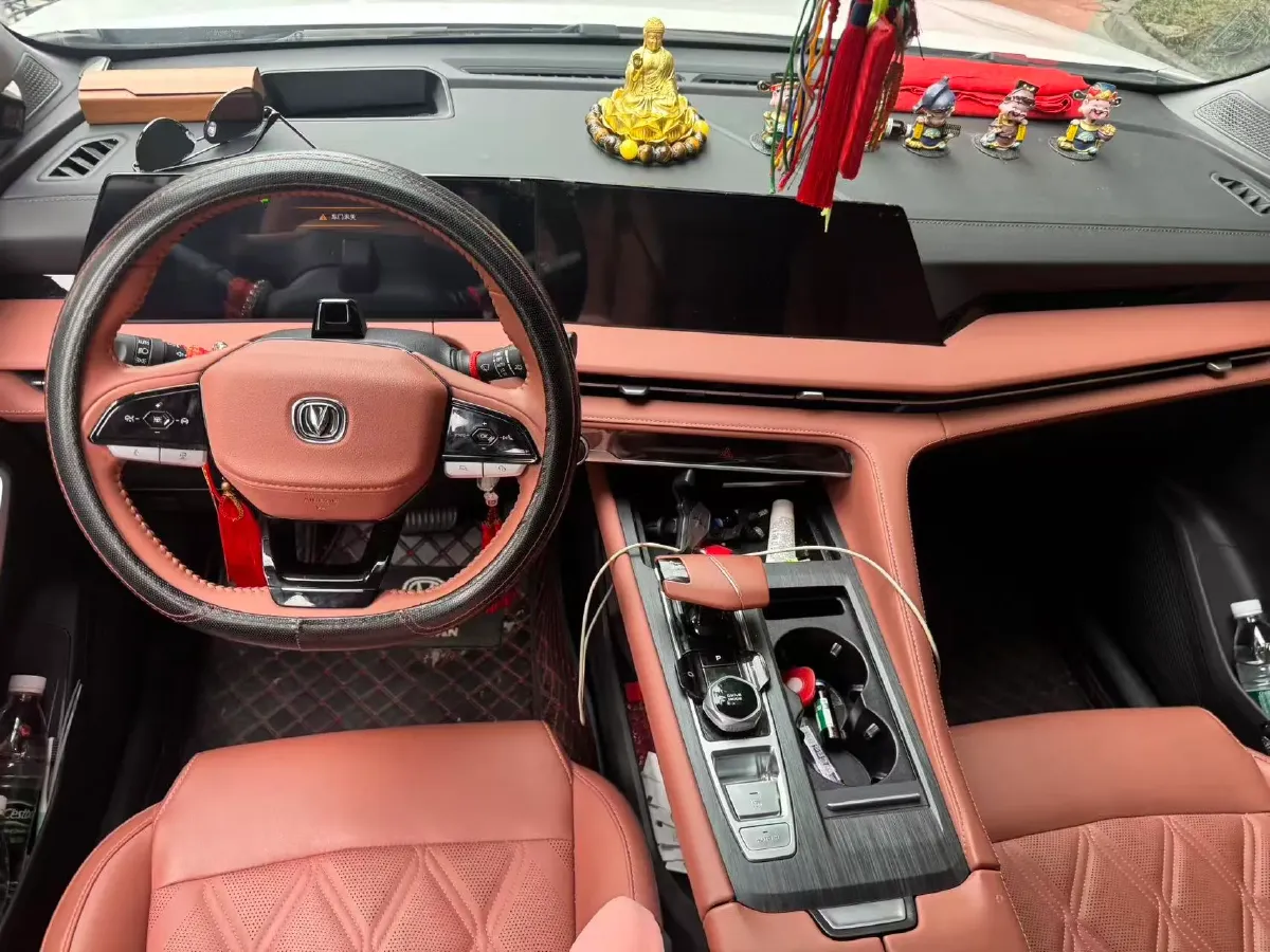 2022 ChangAn CS75 Plus 1.5T 188HP L4 8AT,autocango,china used car exporter,china ev exporter,chinese used car exporter,chinese used ev exporter