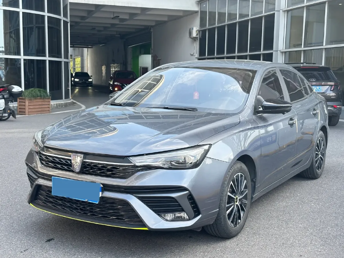 2021 Roewe i5 1.5L 120HP L4 CVT,autocango,china used car exporter,china ev exporter,chinese used car exporter,chinese used ev exporter