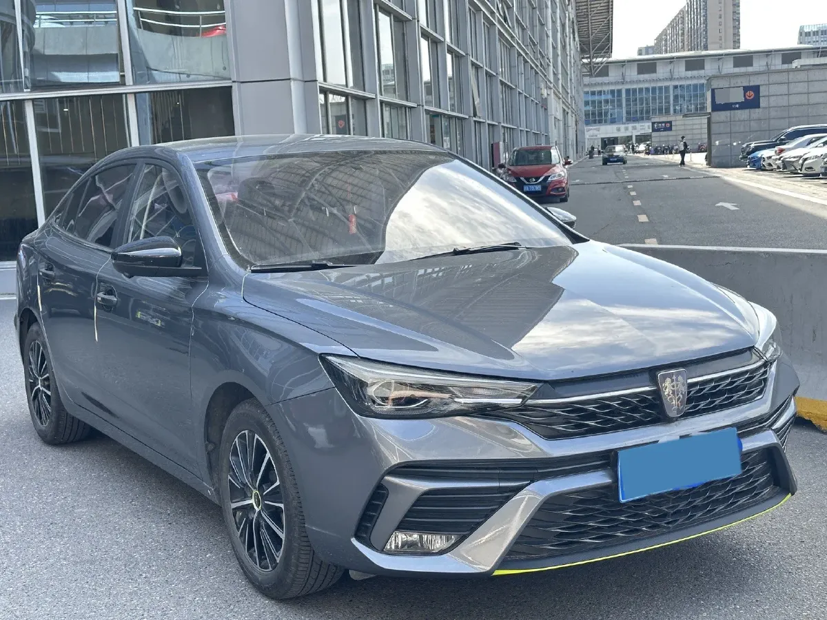 2021 Roewe i5 1.5L 120HP L4 CVT,autocango,china used car exporter,china ev exporter,chinese used car exporter,chinese used ev exporter