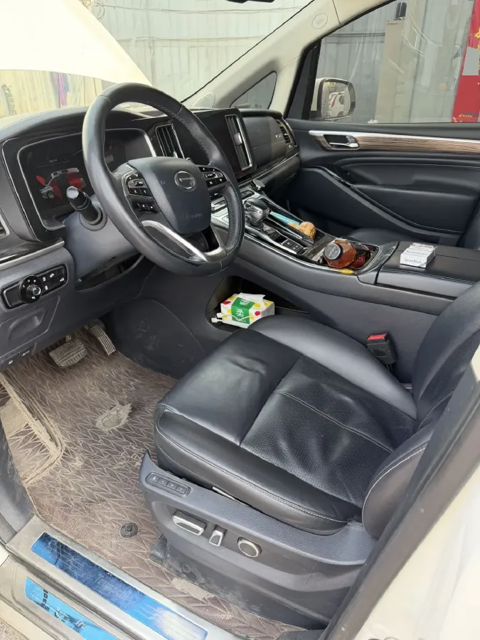 2021 GAC Trumpchi M8 2.0T 252HP L4 8AT,autocango,china used car exporter,china ev exporter,chinese used car exporter,chinese used ev exporter