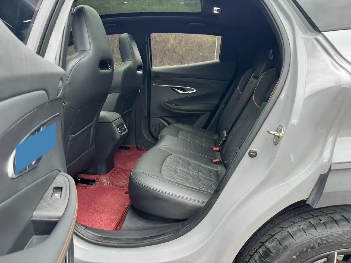 2022 ChangAn UNI-T 1.5T 188HP L4 7DCT,autocango,china used car exporter,china ev exporter,chinese used car exporter,chinese used ev exporter