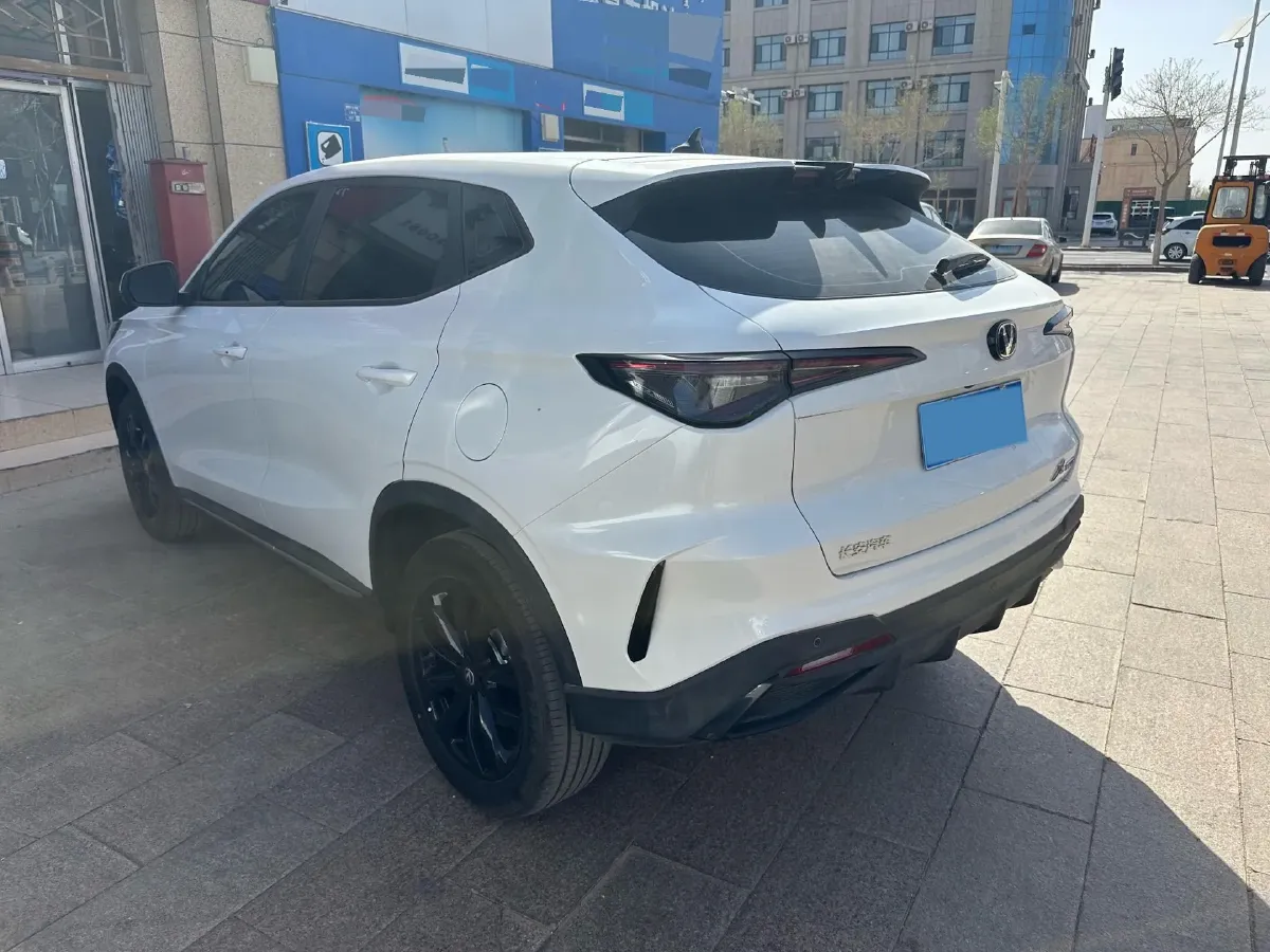 2026 ChangAn X5 PLUS 1.5T 192HP L4 7DCT,autocango,china used car exporter,china ev exporter,chinese used car exporter,chinese used ev exporter