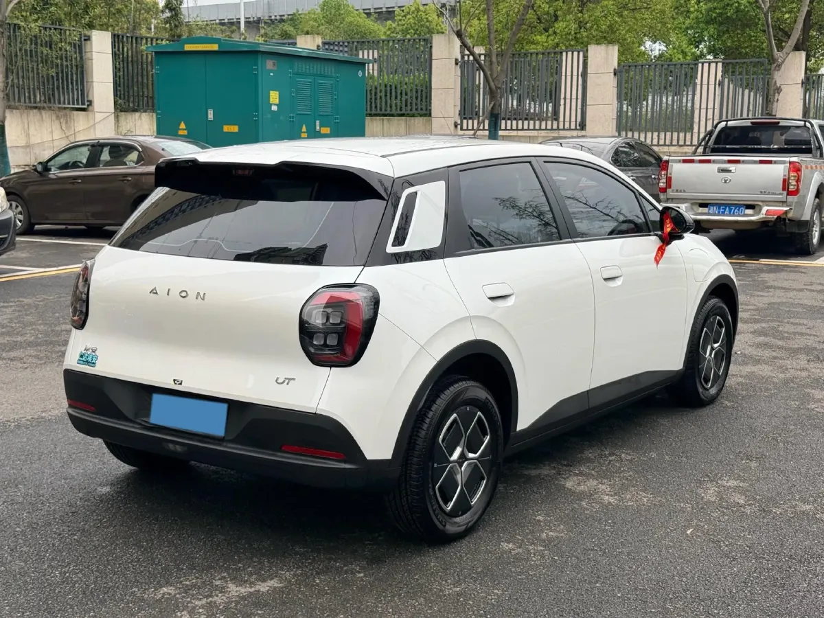 2025 Aion AION UT BEV 34.868KWH,autocango,china used car exporter,china ev exporter,chinese used car exporter,chinese used ev exporter