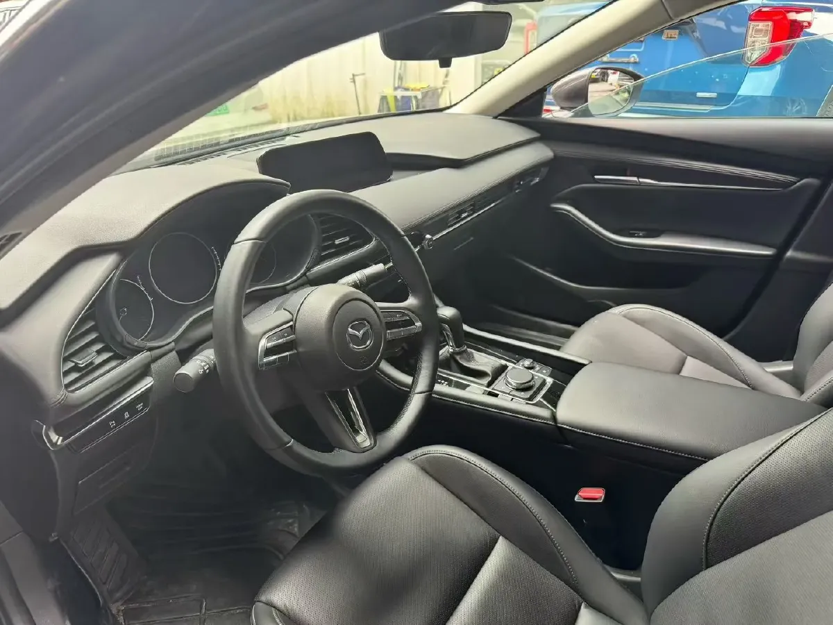 2023 Mazda 3 Axela 2.0L 158HP L4 6AT,autocango,china used car exporter,china ev exporter,chinese used car exporter,chinese used ev exporter