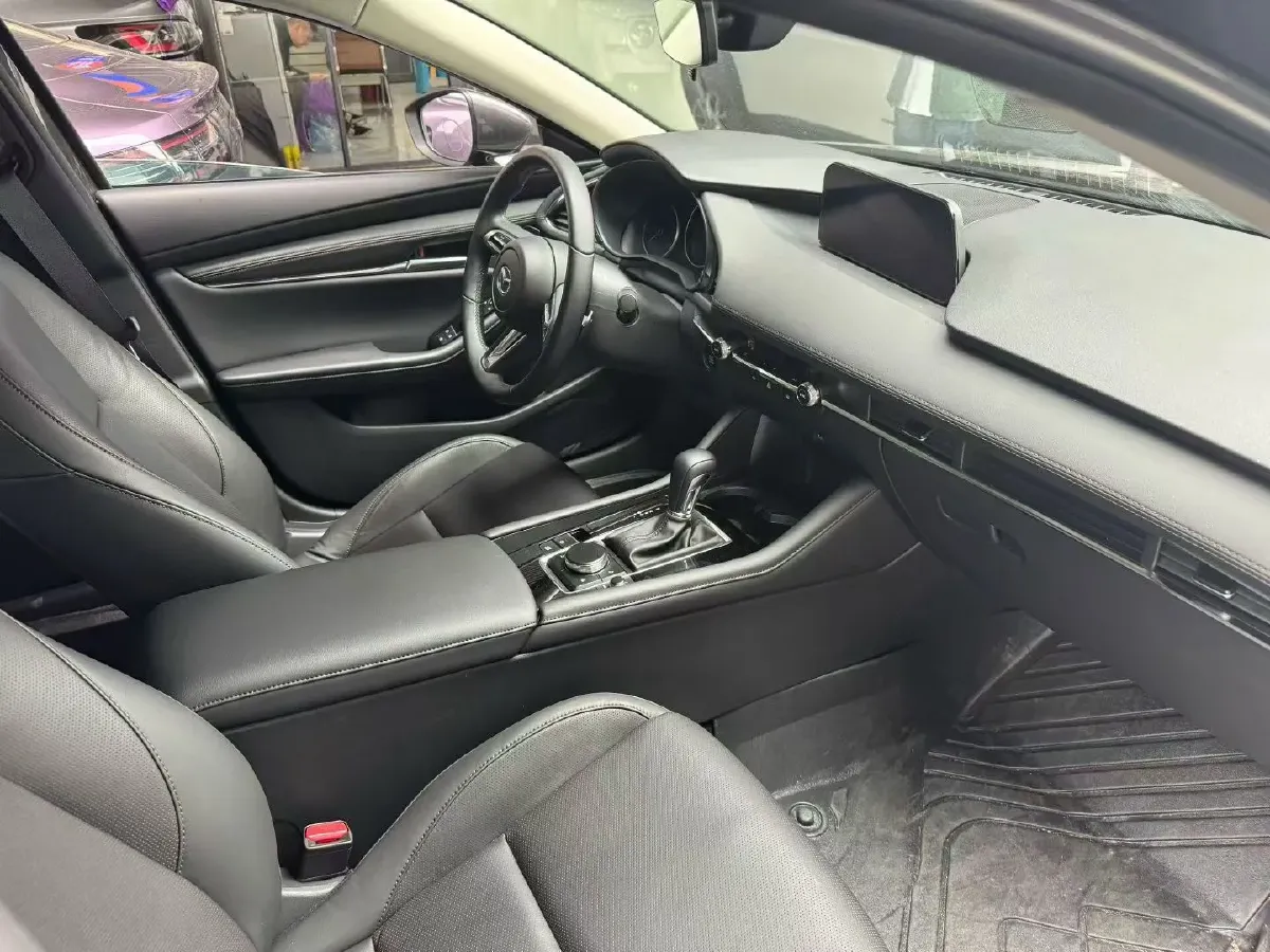 2023 Mazda 3 Axela 2.0L 158HP L4 6AT,autocango,china used car exporter,china ev exporter,chinese used car exporter,chinese used ev exporter