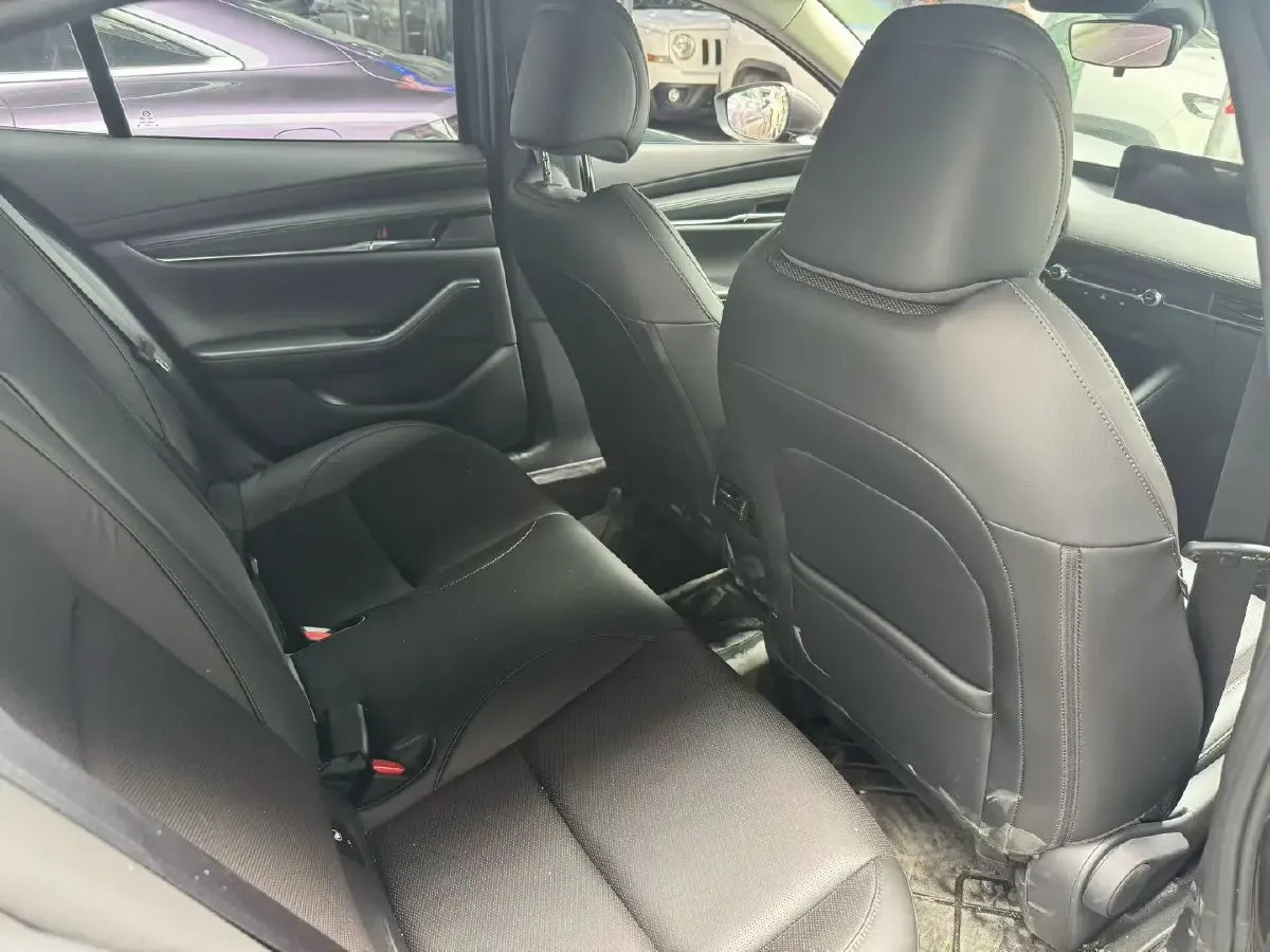 2023 Mazda 3 Axela 2.0L 158HP L4 6AT,autocango,china used car exporter,china ev exporter,chinese used car exporter,chinese used ev exporter