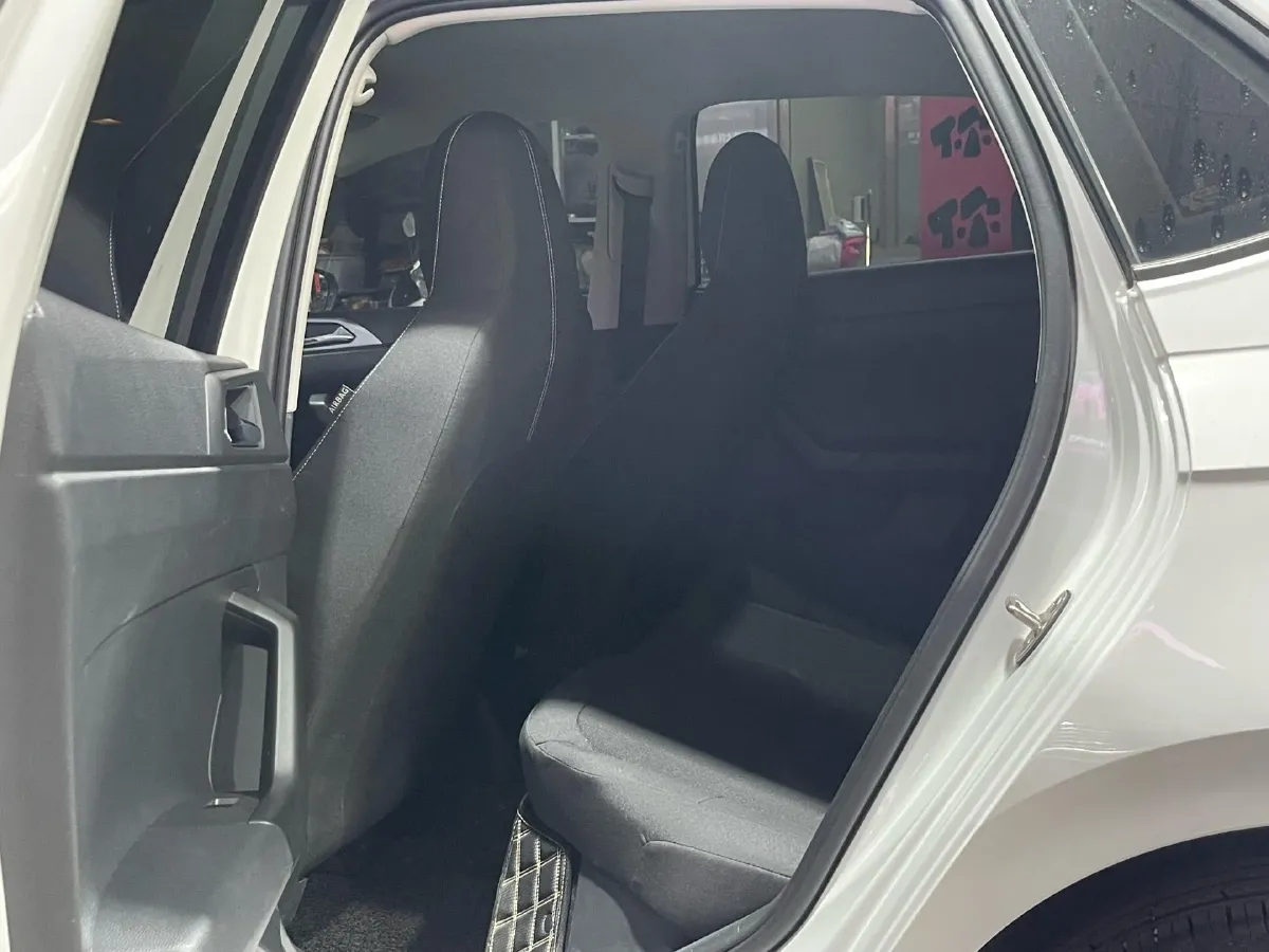 2023 Volkswagen Polo 1.5L 110HP L4 6AT,autocango,china used car exporter,china ev exporter,chinese used car exporter,chinese used ev exporter