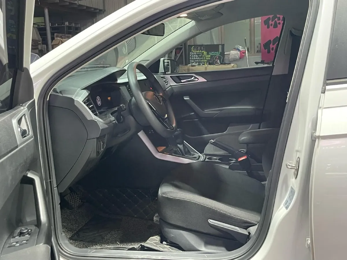 2023 Volkswagen Polo 1.5L 110HP L4 6AT,autocango,china used car exporter,china ev exporter,chinese used car exporter,chinese used ev exporter