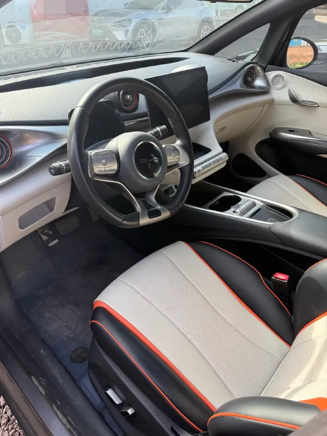 2021 Ford Escort 1.5L 122HP L3 6AT,autocango,china used car exporter,china ev exporter,chinese used car exporter,chinese used ev exporter