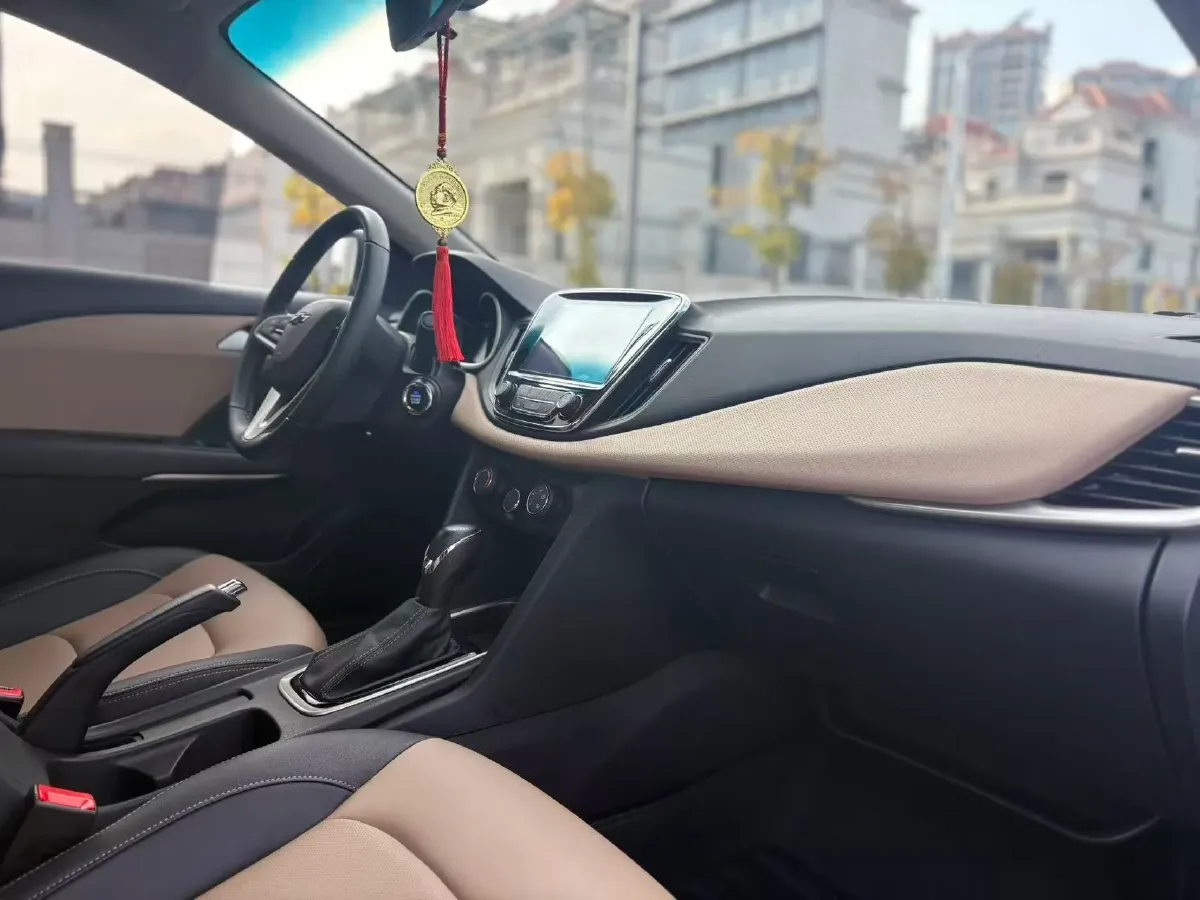 2022 Chevrolet Monza 1.5L 113HP L4 6AT,autocango,china used car exporter,china ev exporter,chinese used car exporter,chinese used ev exporter