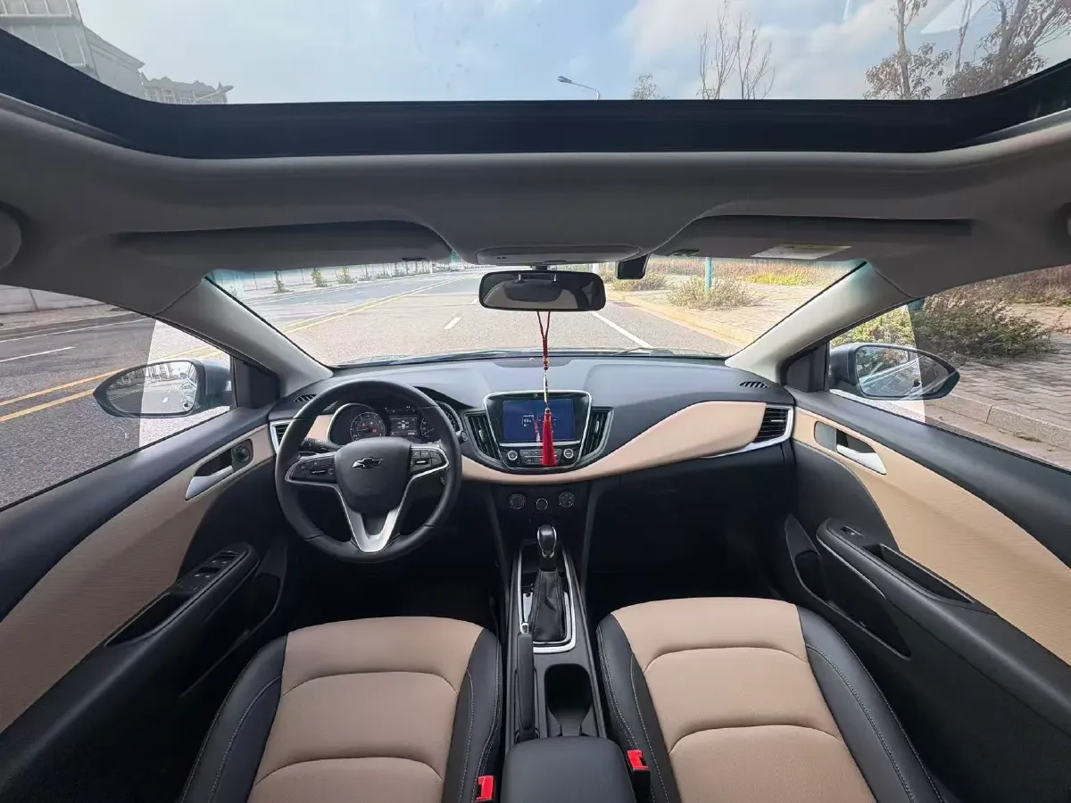 2022 Chevrolet Monza 1.5L 113HP L4 6AT,autocango,china used car exporter,china ev exporter,chinese used car exporter,chinese used ev exporter