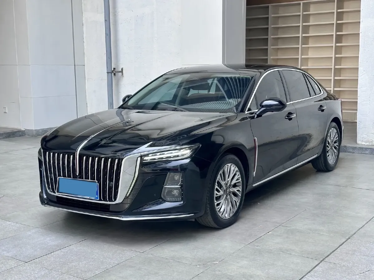 2023 HongQi H5 2.0T 224HP L4 8AT,autocango,china used car exporter,china ev exporter,chinese used car exporter,chinese used ev exporter