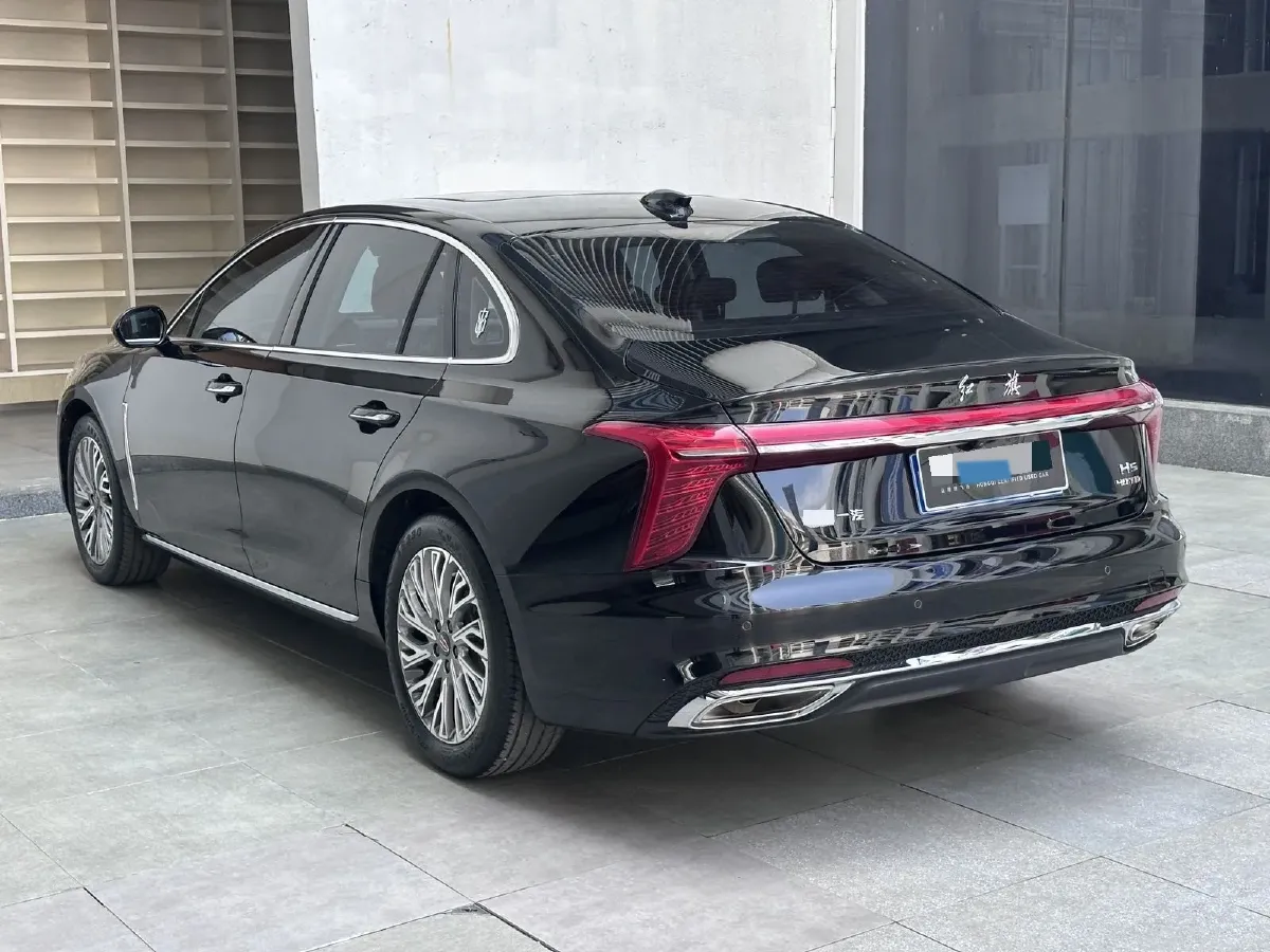 2023 HongQi H5 2.0T 224HP L4 8AT,autocango,china used car exporter,china ev exporter,chinese used car exporter,chinese used ev exporter