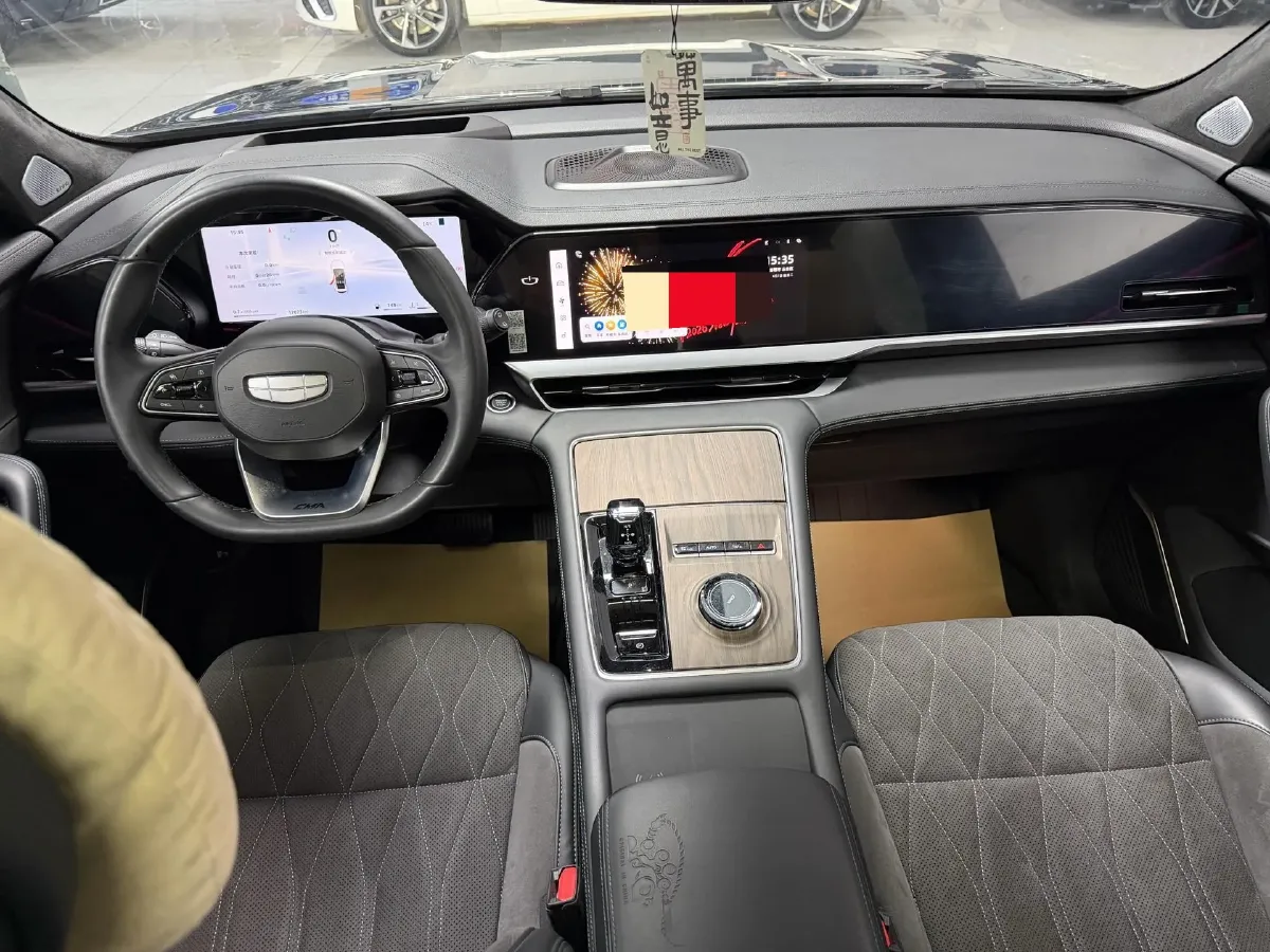 2025 Geely Monjaro 2.0T 238HP L4 8AT,autocango,china used car exporter,china ev exporter,chinese used car exporter,chinese used ev exporter