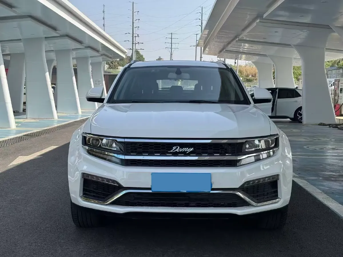 2017 Zotye Damy X7 1.8T 177HP L4 6DCT,autocango,china used car exporter,china ev exporter,chinese used car exporter,chinese used ev exporter