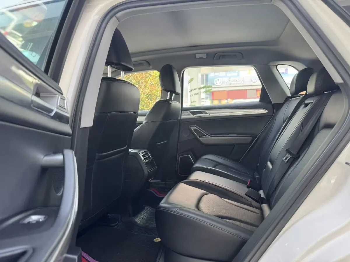 2017 Zotye Damy X7 1.8T 177HP L4 6DCT,autocango,china used car exporter,china ev exporter,chinese used car exporter,chinese used ev exporter