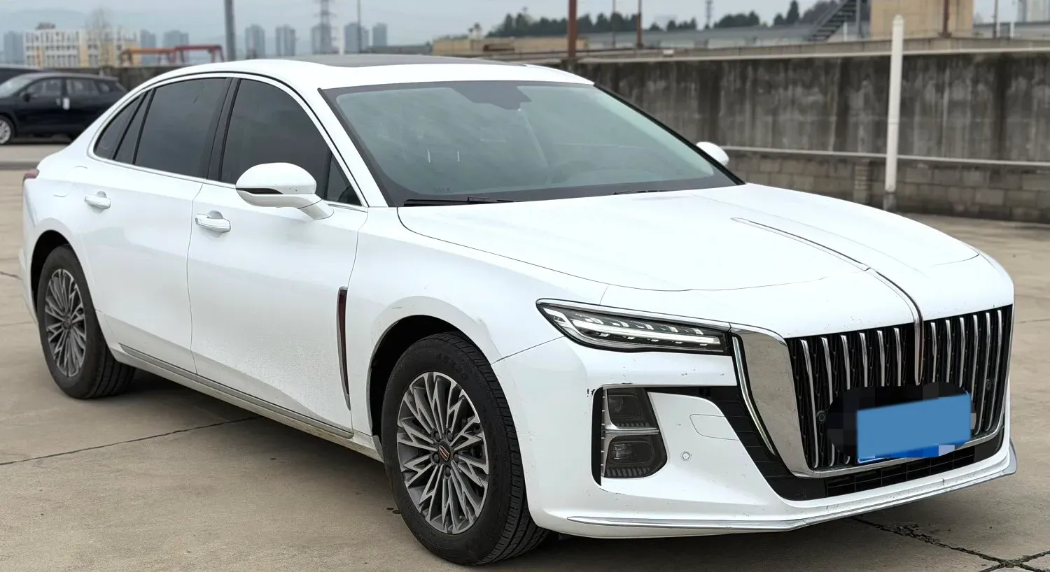2023 HongQi H5 2.0T 224HP L4 8AT,autocango,china used car exporter,china ev exporter,chinese used car exporter,chinese used ev exporter
