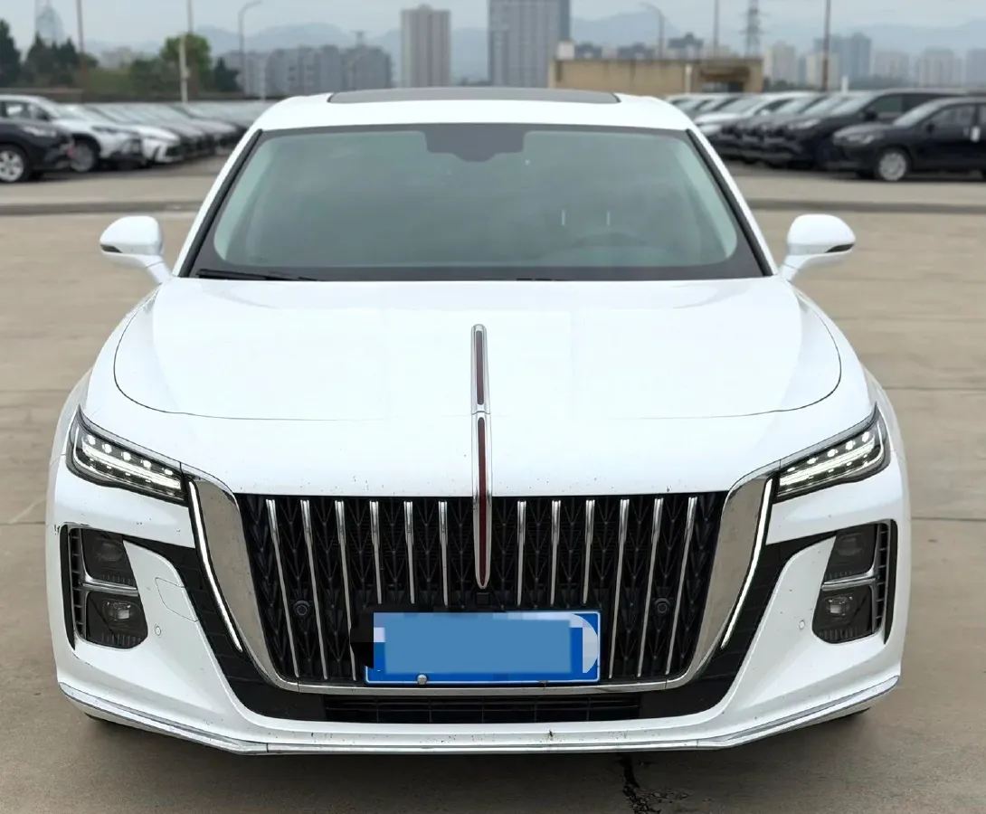 2023 HongQi H5 2.0T 224HP L4 8AT,autocango,china used car exporter,china ev exporter,chinese used car exporter,chinese used ev exporter