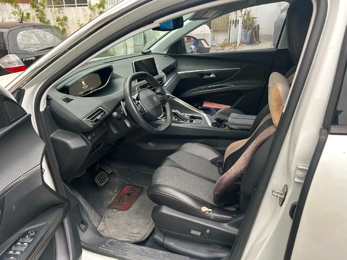 2019 Peugeot 5008 1.8T 204HP L4 6AT,autocango,china used car exporter,china ev exporter,chinese used car exporter,chinese used ev exporter