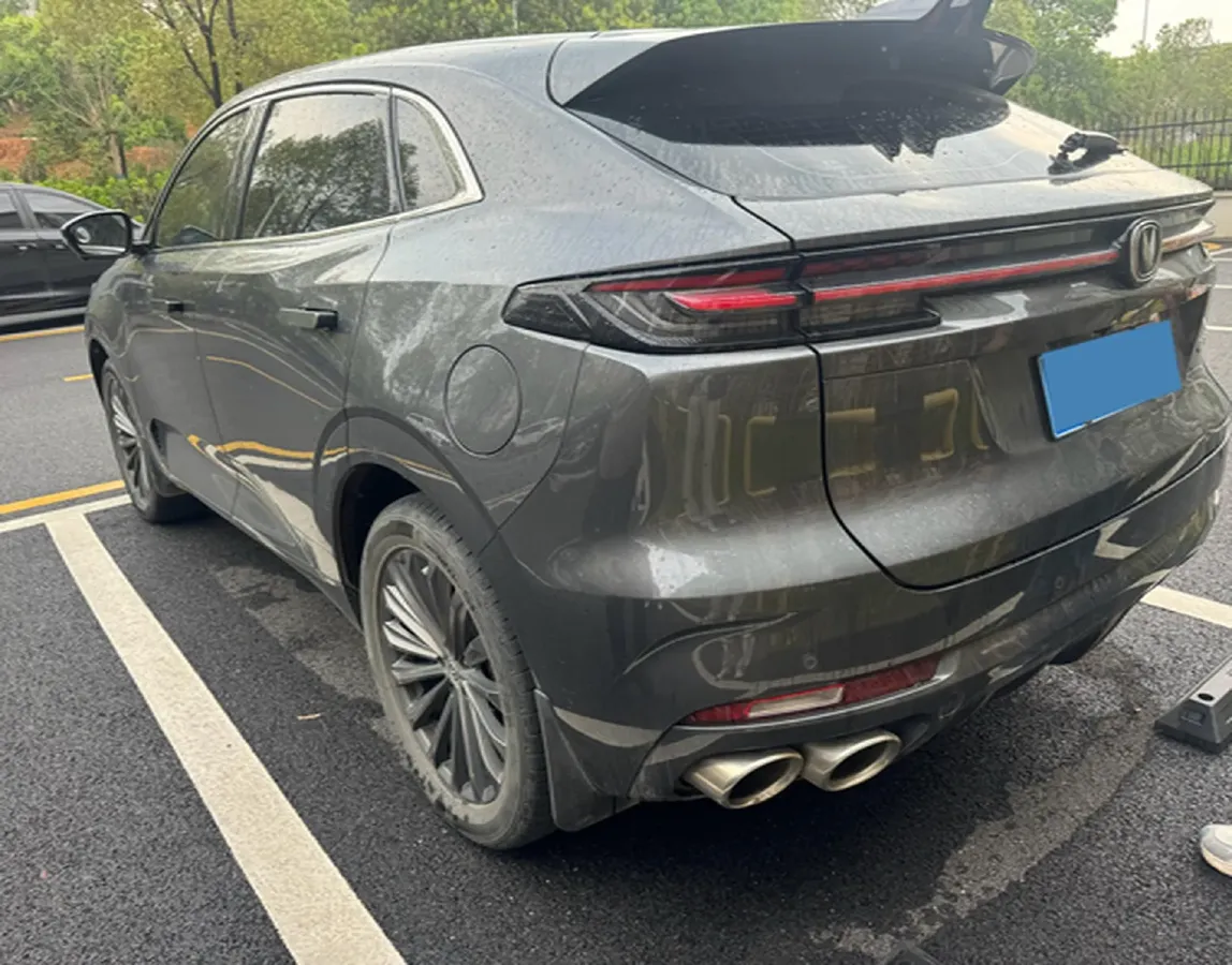 2021 ChangAn UNI-K 2.0T 233HP L4 8AT,autocango,china used car exporter,china ev exporter,chinese used car exporter,chinese used ev exporter