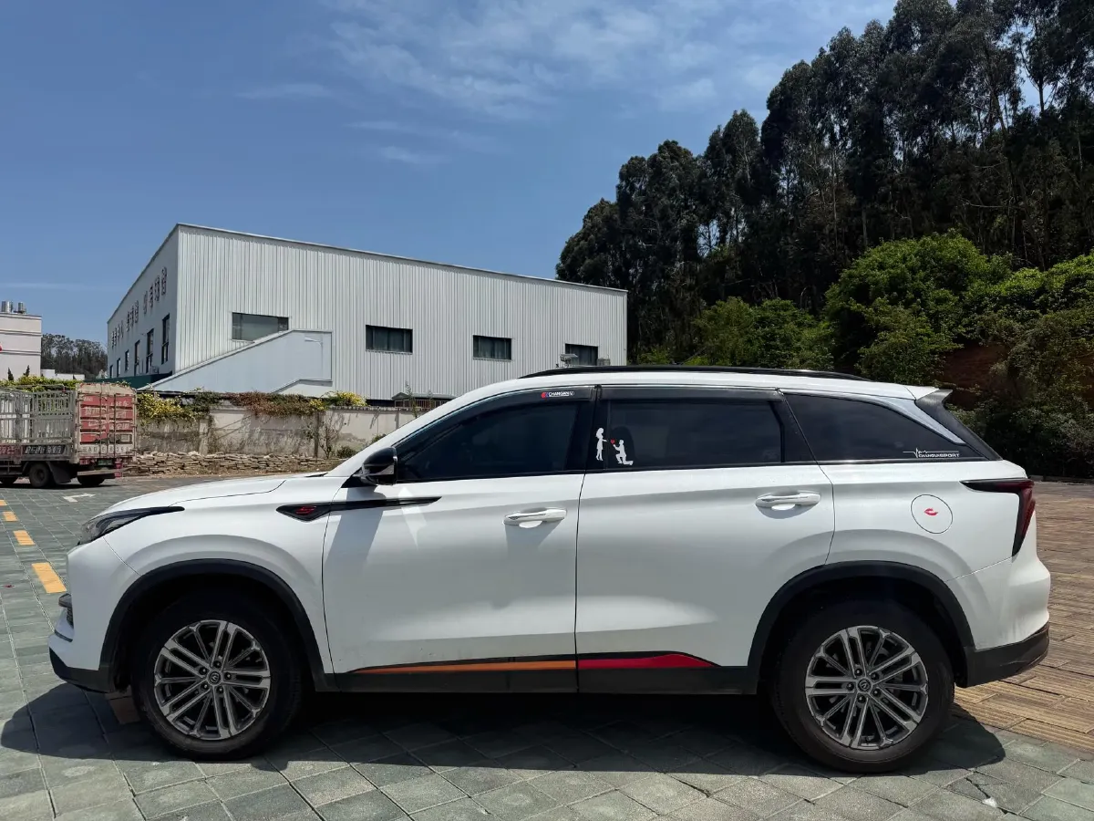 2021 ChangAn CS75 Plus 1.5T 178HP L4 6AT,autocango,china used car exporter,china ev exporter,chinese used car exporter,chinese used ev exporter