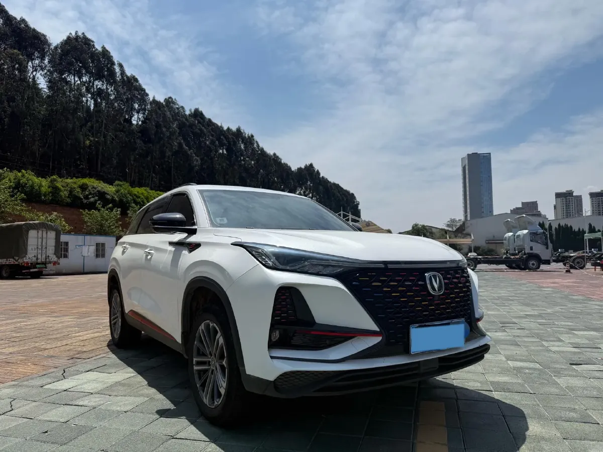2021 ChangAn CS75 Plus 1.5T 178HP L4 6AT,autocango,china used car exporter,china ev exporter,chinese used car exporter,chinese used ev exporter