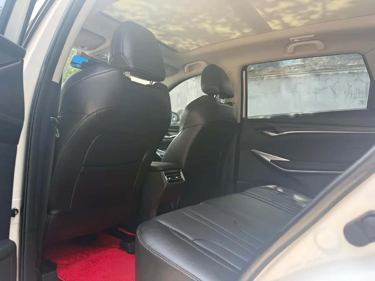 2021 ChangAn CS75 Plus 1.5T 178HP L4 6AT,autocango,china used car exporter,china ev exporter,chinese used car exporter,chinese used ev exporter