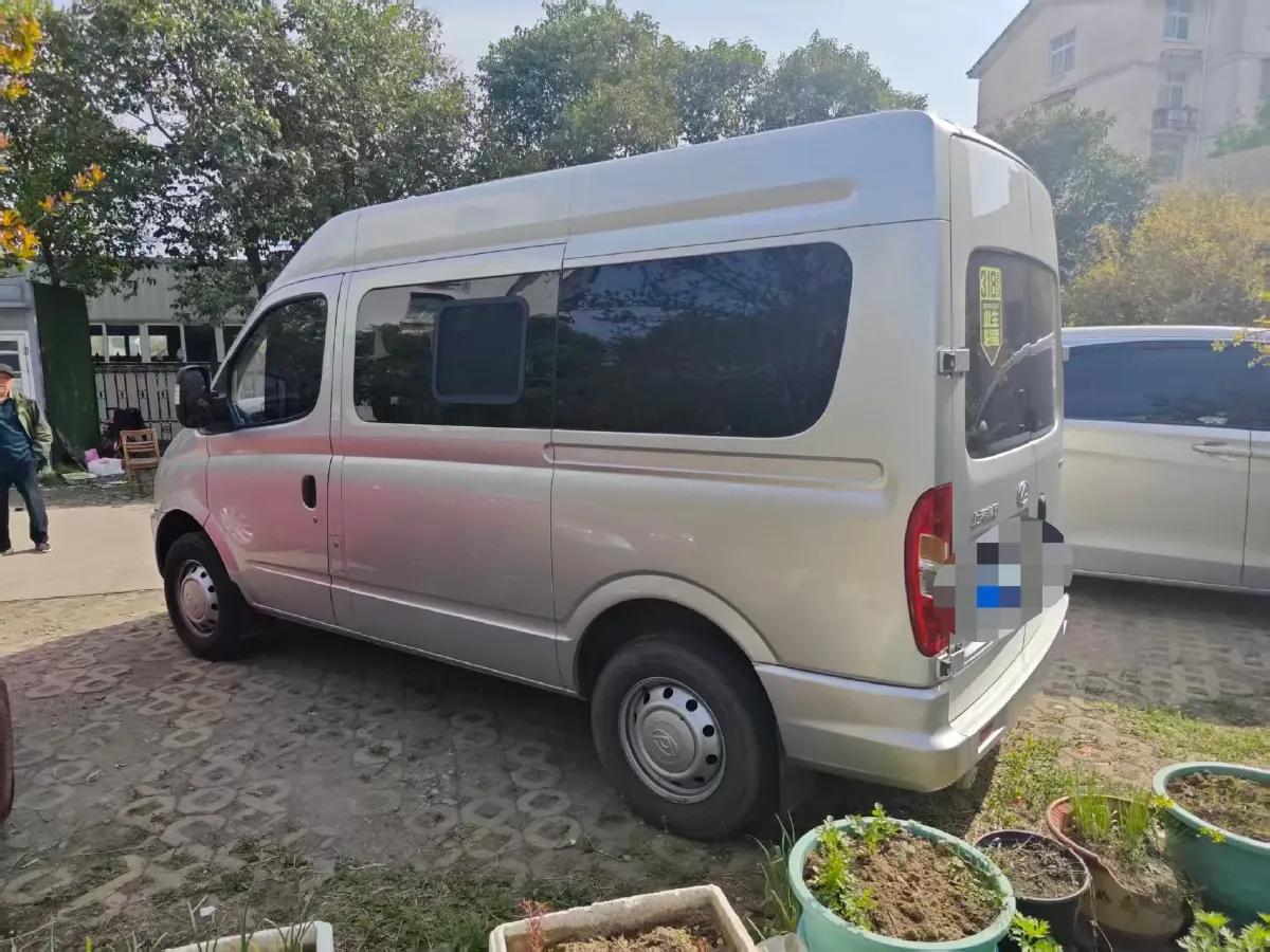 2021 MAXUS XinTu V80 2.0T 127HP L4 6MT,autocango,china used car exporter,china ev exporter,chinese used car exporter,chinese used ev exporter