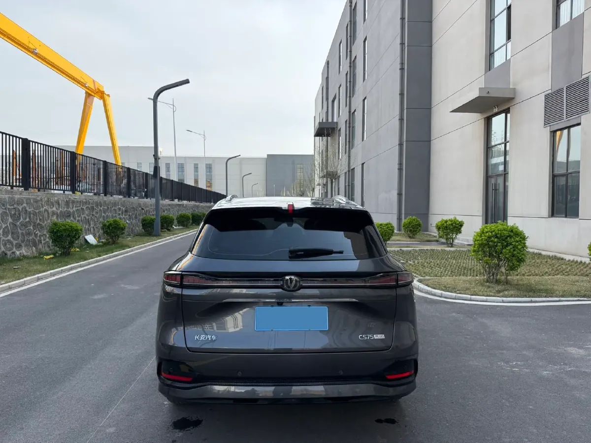 2025 ChangAn CS75 Plus 1.5T 192HP L4 8AT,autocango,china used car exporter,china ev exporter,chinese used car exporter,chinese used ev exporter