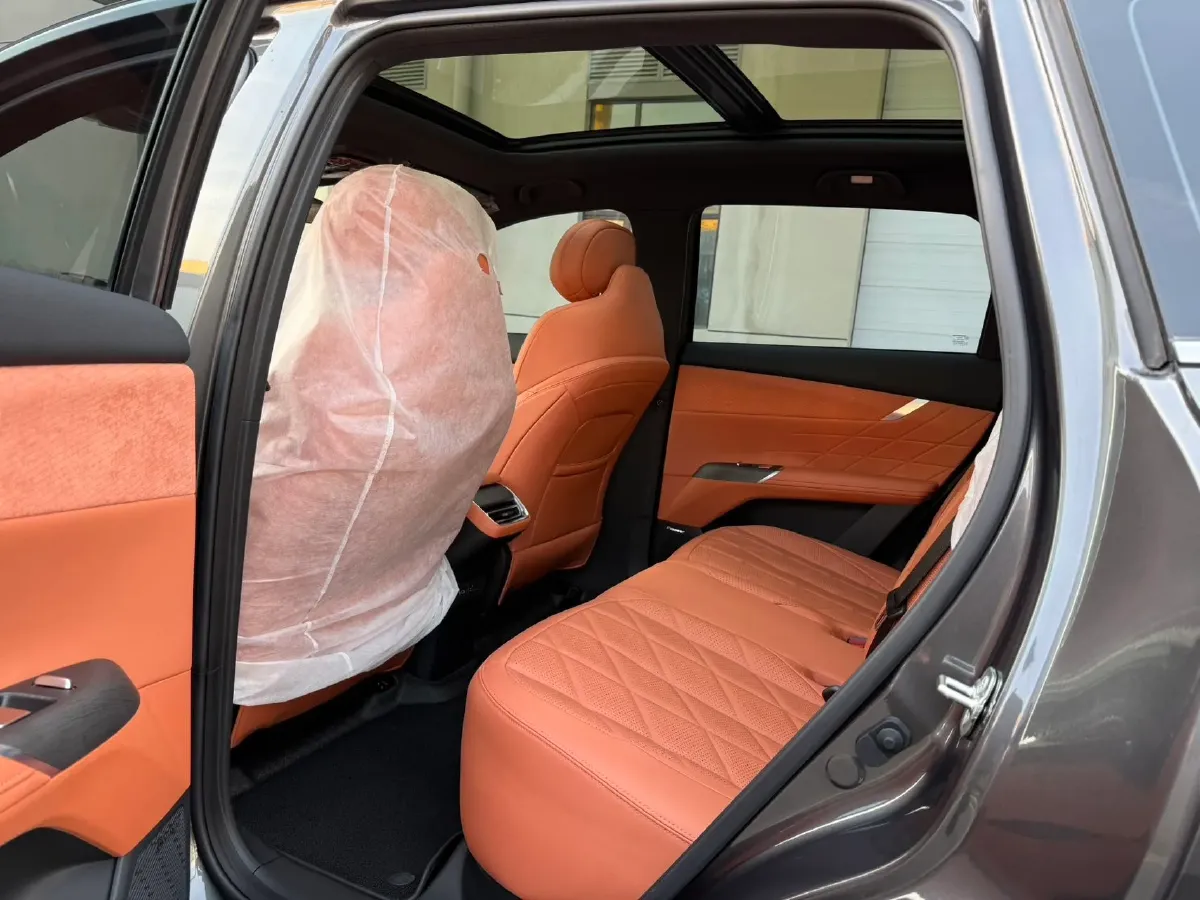 2025 ChangAn CS75 Plus 1.5T 192HP L4 8AT,autocango,china used car exporter,china ev exporter,chinese used car exporter,chinese used ev exporter