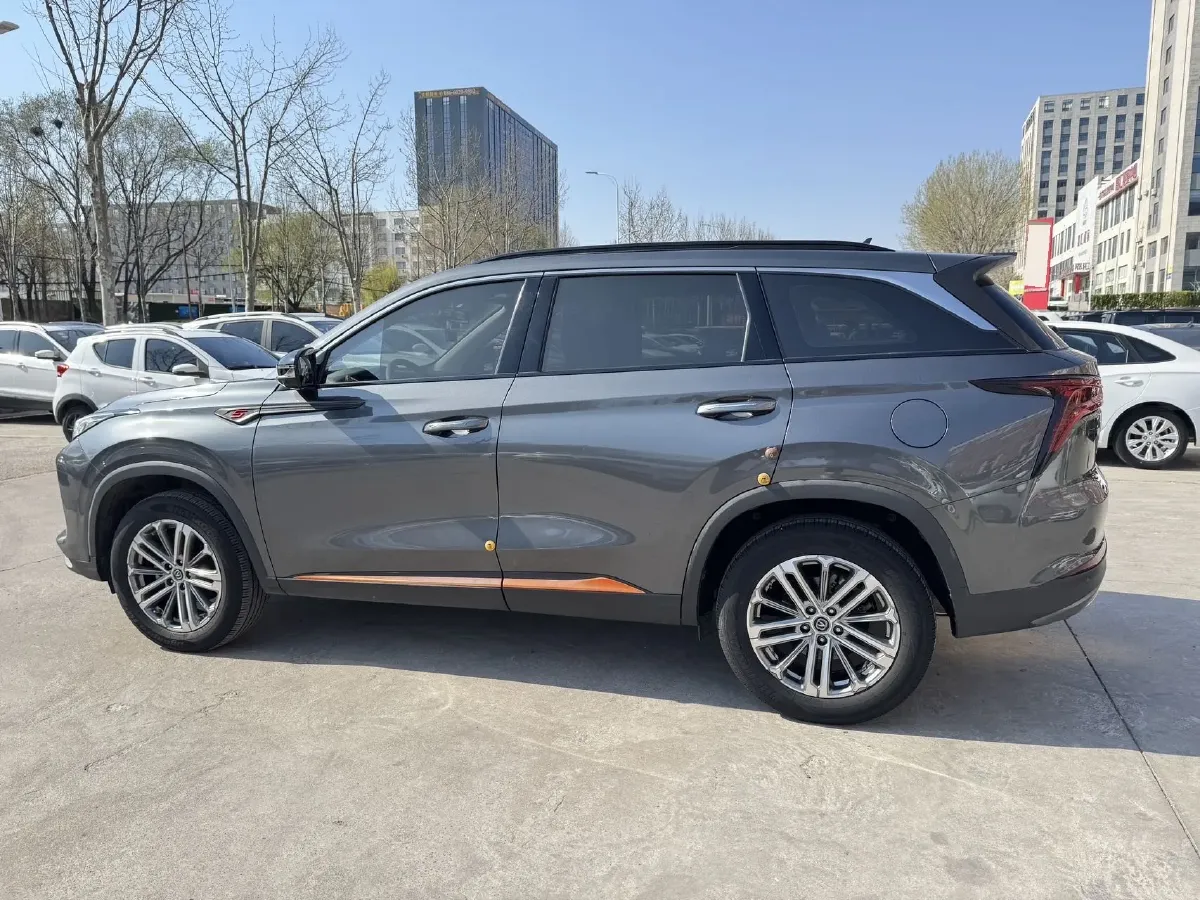 2021 ChangAn CS75 Plus 1.5T 178HP L4 6AT,autocango,china used car exporter,china ev exporter,chinese used car exporter,chinese used ev exporter