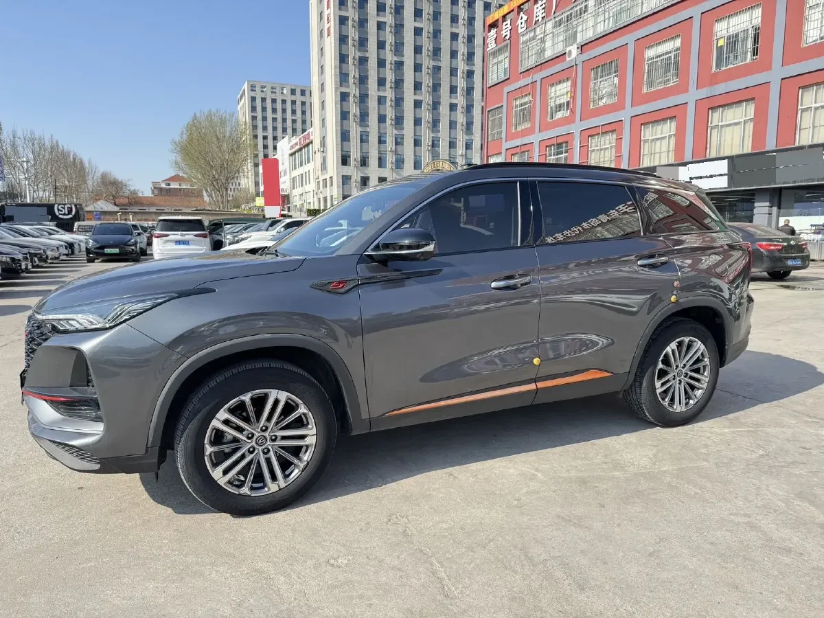 2021 ChangAn CS75 Plus 1.5T 178HP L4 6AT,autocango,china used car exporter,china ev exporter,chinese used car exporter,chinese used ev exporter