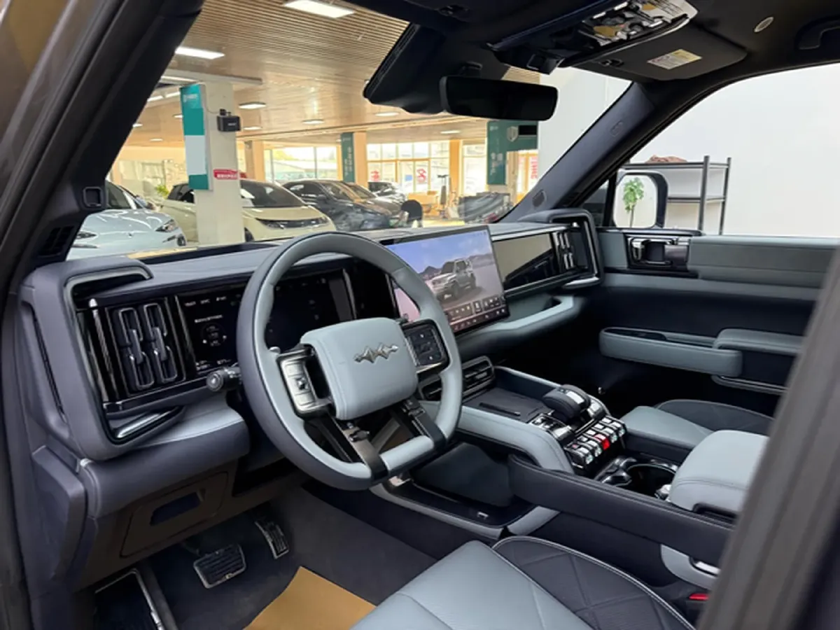 2025 FangChengBao Bao 5 1.5T 194HP L4 E-CVT PHEV 31.8KWH,autocango,china used car exporter,china ev exporter,chinese used car exporter,chinese used ev exporter