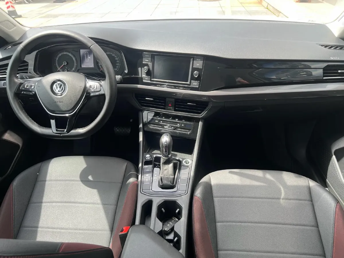 2019 Volkswagen Golf Sportsvan 1.6L 110HP L4 6AT,autocango,china used car exporter,china ev exporter,chinese used car exporter,chinese used ev exporter
