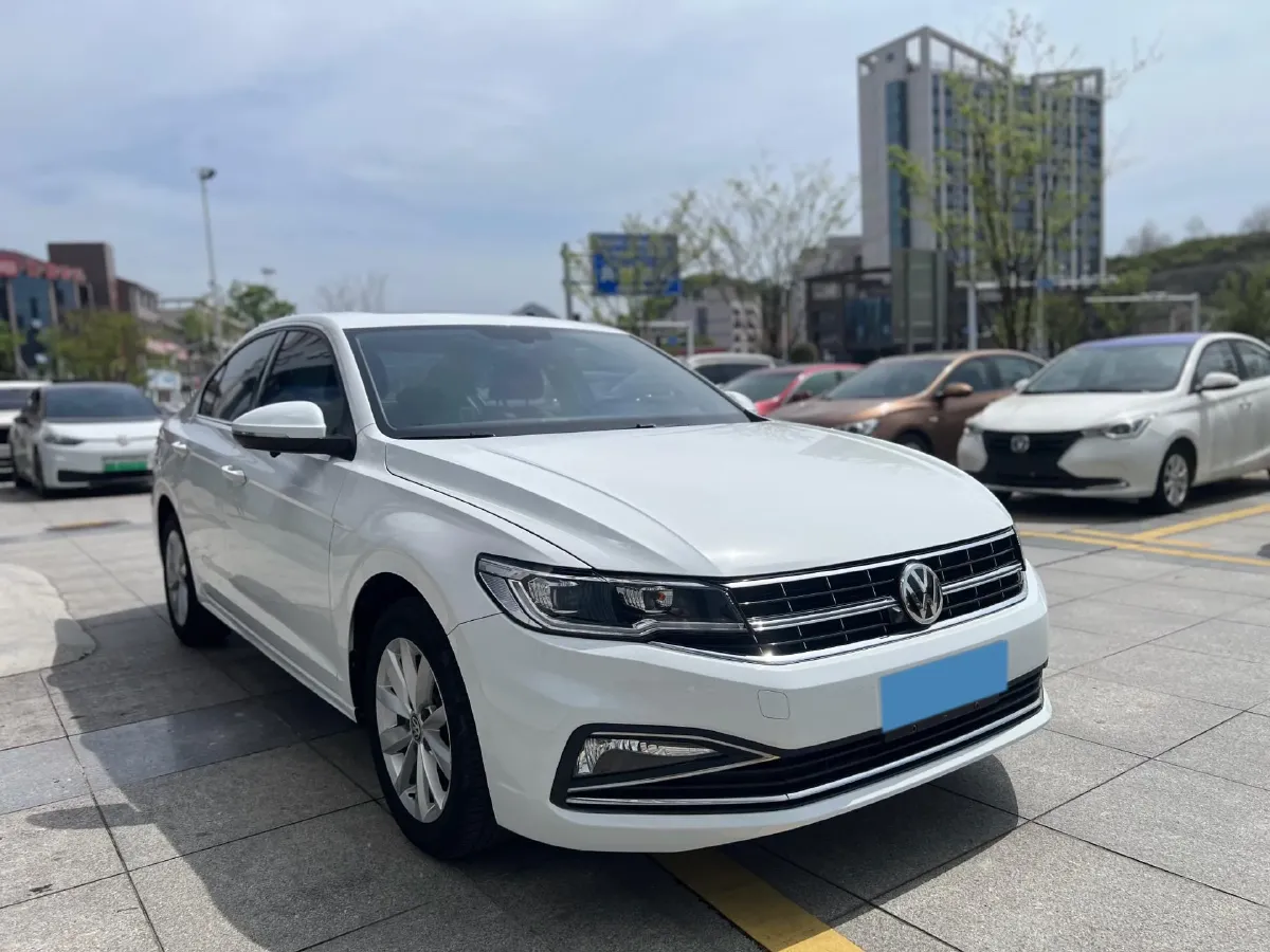 2019 Volkswagen Golf Sportsvan 1.6L 110HP L4 6AT,autocango,china used car exporter,china ev exporter,chinese used car exporter,chinese used ev exporter