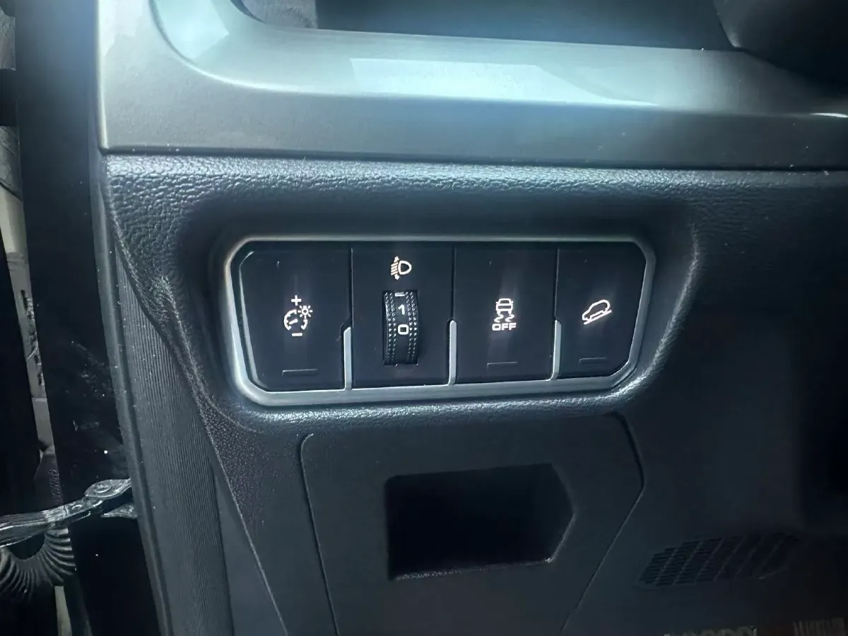 2023 Haval H6 1.5T 150HP L4 7DCT,autocango,china used car exporter,china ev exporter,chinese used car exporter,chinese used ev exporter