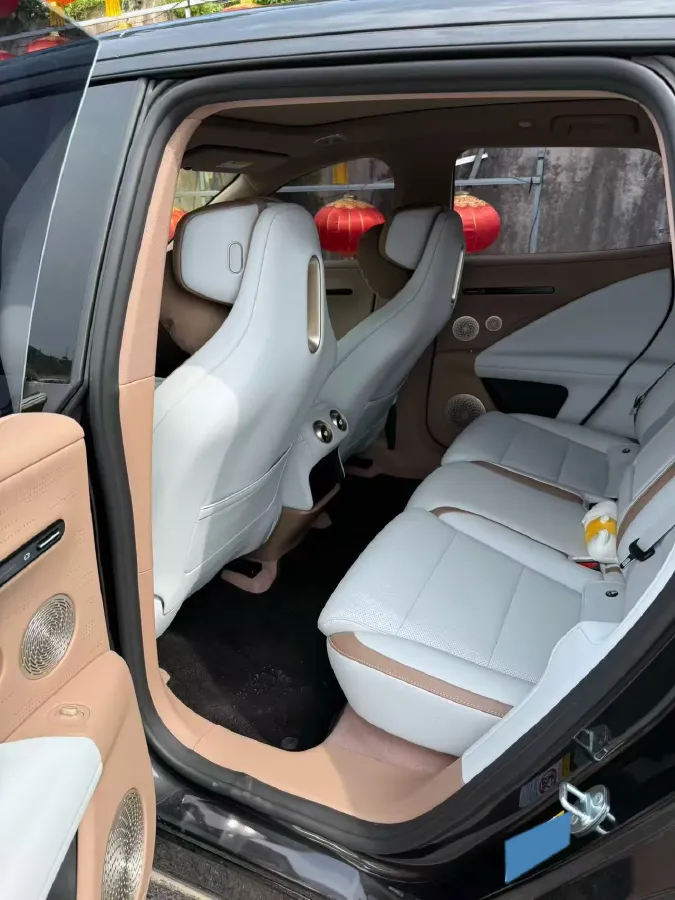 2026 Avatr 07 BEV,autocango,china used car exporter,china ev exporter,chinese used car exporter,chinese used ev exporter