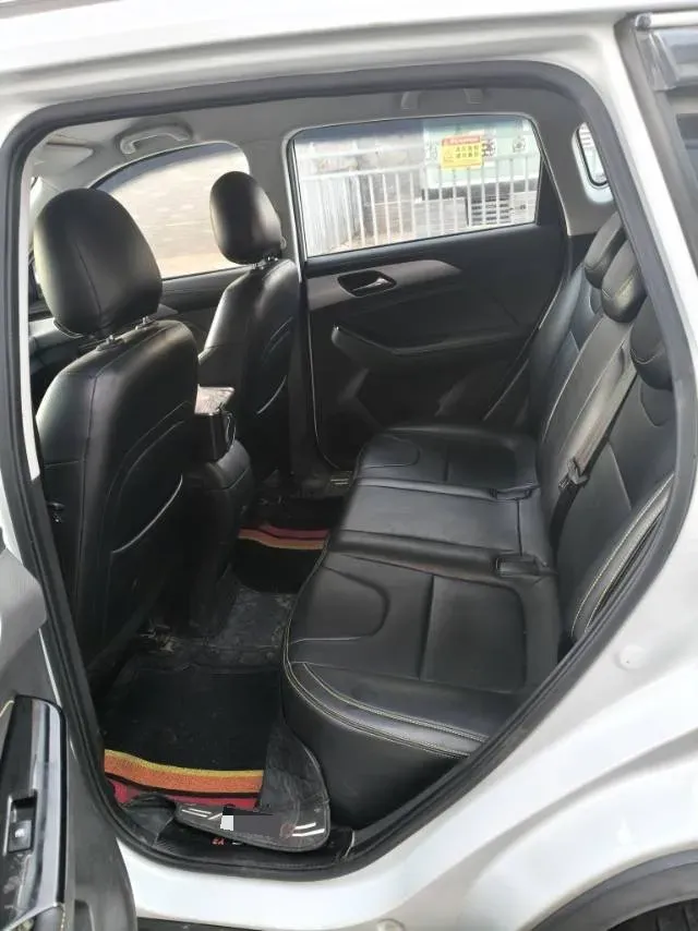 2019 BeiJing Auto X3 1.5T 150HP L4 CVT,autocango,china used car exporter,china ev exporter,chinese used car exporter,chinese used ev exporter