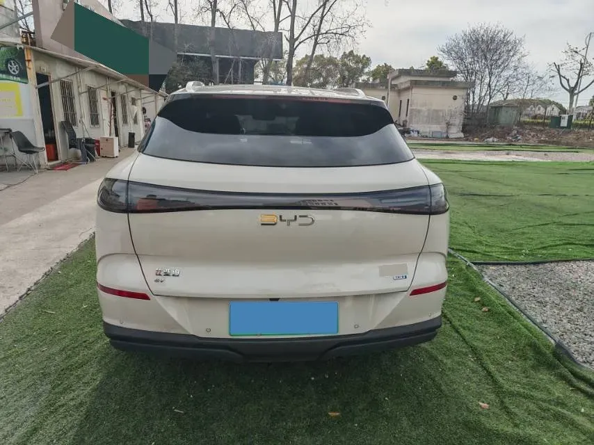 2025 LanDian E5 PLUS 1.5L 95HP L4 E-CVT PHEV,autocango,china used car exporter,china ev exporter,chinese used car exporter,chinese used ev exporter