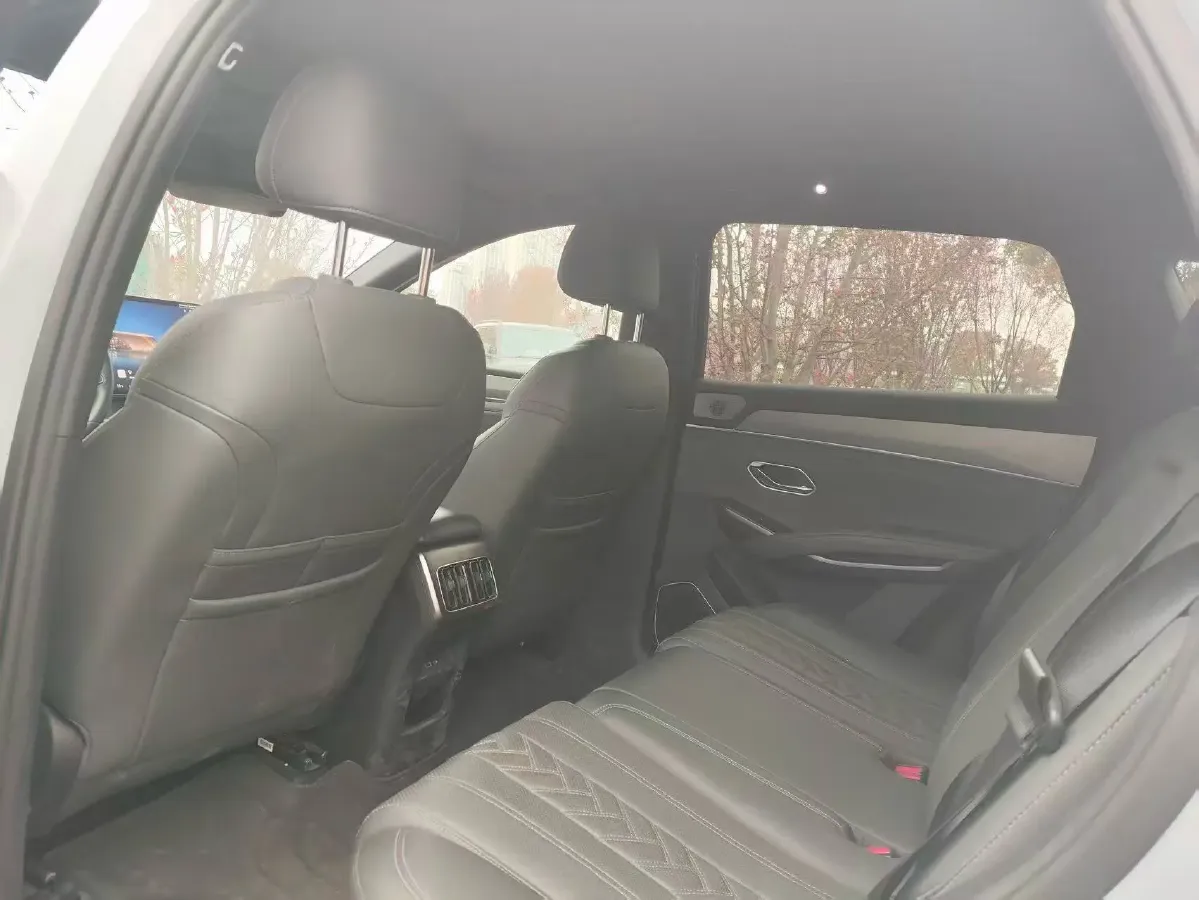 2025 BYD SongL DM-i 1.5L 101HP L4 E-CVT PHEV 18.3KWH,autocango,china used car exporter,china ev exporter,chinese used car exporter,chinese used ev exporter