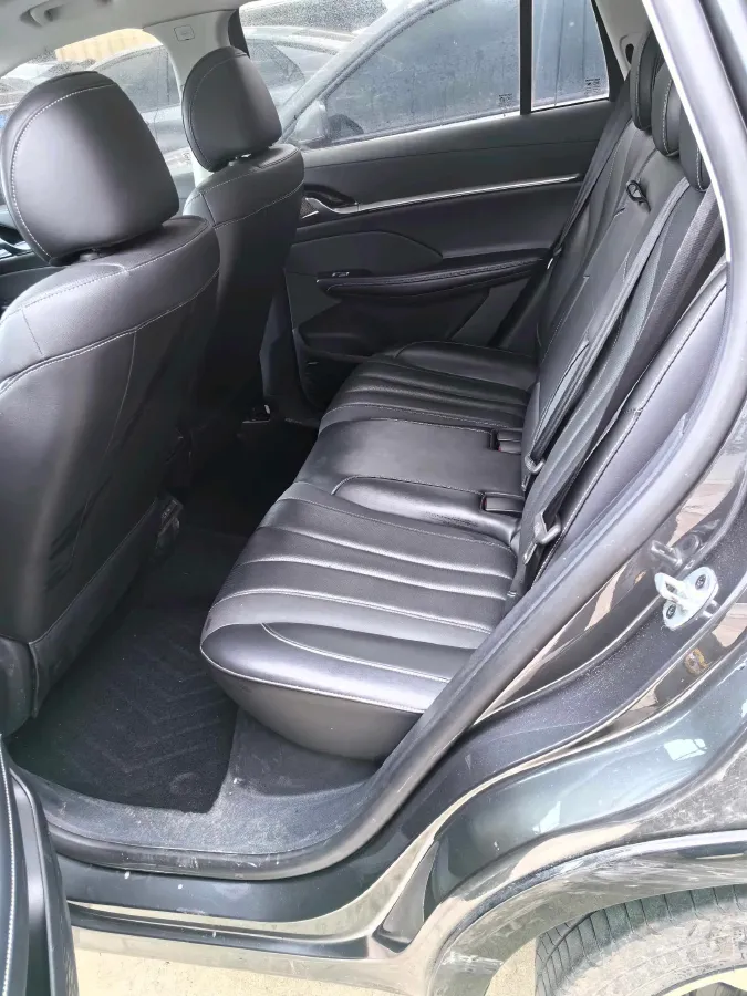 2022 Roewe RX5 MAX 2.0T 231HP L4 8AT,autocango,china used car exporter,china ev exporter,chinese used car exporter,chinese used ev exporter