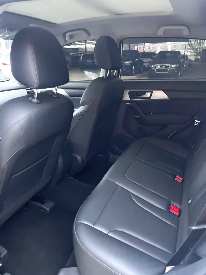 2018 Haval H2 1.5T 150HP L4 6MT,autocango,china used car exporter,china ev exporter,chinese used car exporter,chinese used ev exporter