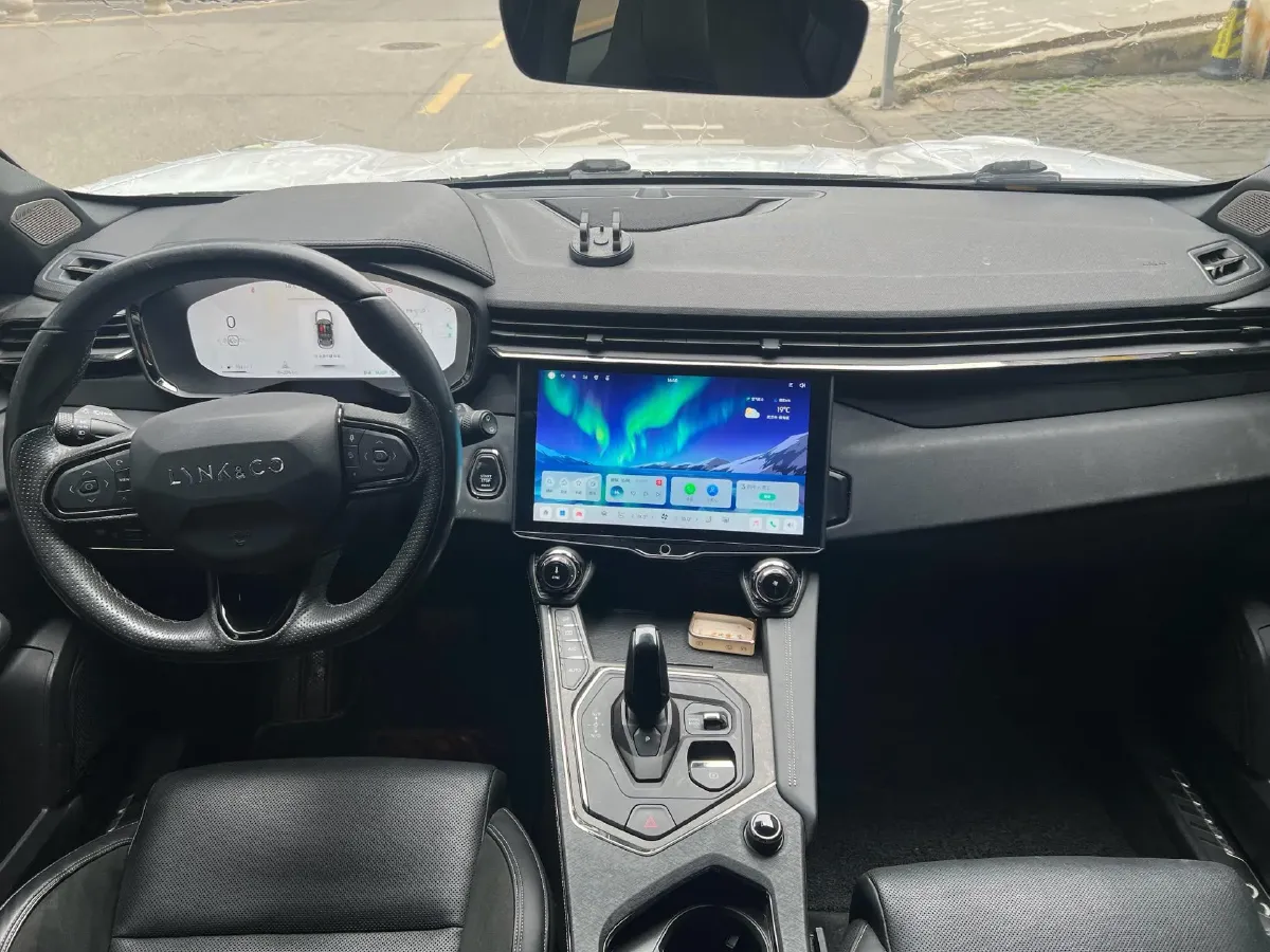 2023 LYNK&CO 08 EM-P 1.5T 163HP L4 3DHT PHEV 21.2KWH,autocango,china used car exporter,china ev exporter,chinese used car exporter,chinese used ev exporter