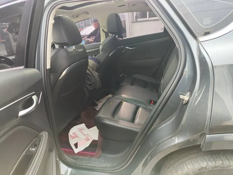 2020 Roewe RX5 1.5T 169HP L4 AMT PHEV 11.1KWH,autocango,china used car exporter,china ev exporter,chinese used car exporter,chinese used ev exporter