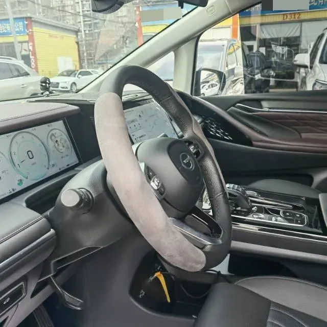 2024 GAC Trumpchi M8 2.0T 252HP L4 8AT,autocango,china used car exporter,china ev exporter,chinese used car exporter,chinese used ev exporter