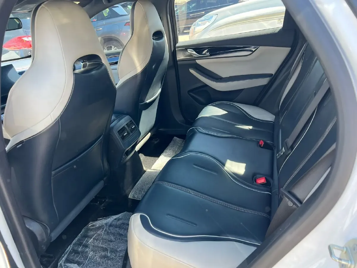 2021 MAXUS G50 1.5T 169HP L4 7DCT,autocango,china used car exporter,china ev exporter,chinese used car exporter,chinese used ev exporter